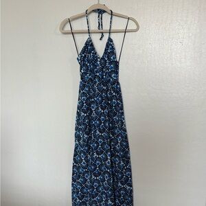 XiRENA Blue and White Floral Maxi Dress. Size XS